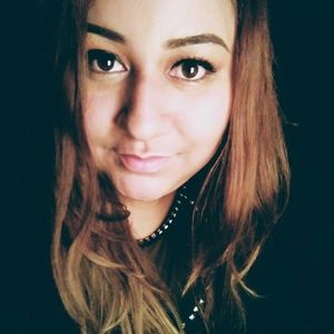 Meet your Posher, Ana